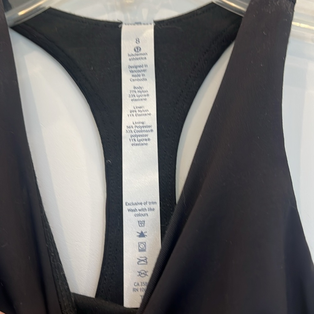 Lululemon in Training Tank size 8 BNWT - Picture 3 of 6